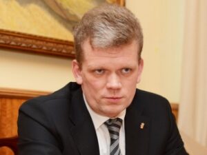Воры в законе. Чиновники украли миллиарды уже после революции, за которую украинцы заплатили сотнями жизней