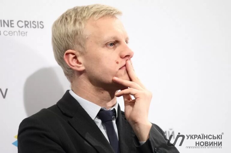 Відомі юристи, військові та громадські діячі підтримали вручення підозри у шахрайстві та розкраданні майна Шабуніну